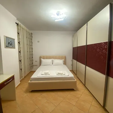Hamide's Apartment Durres